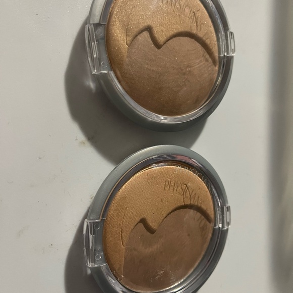 2 Physicians Formula Summer Eclipse Bronzing Powder 3104 MOONLIGHT